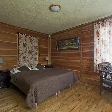 Szyprowka Chata Pod Sowa Bed & Breakfast Sokolec