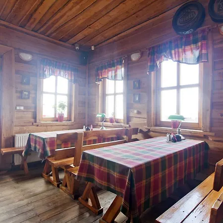 Szyprowka Chata Pod Sowa Sokolec